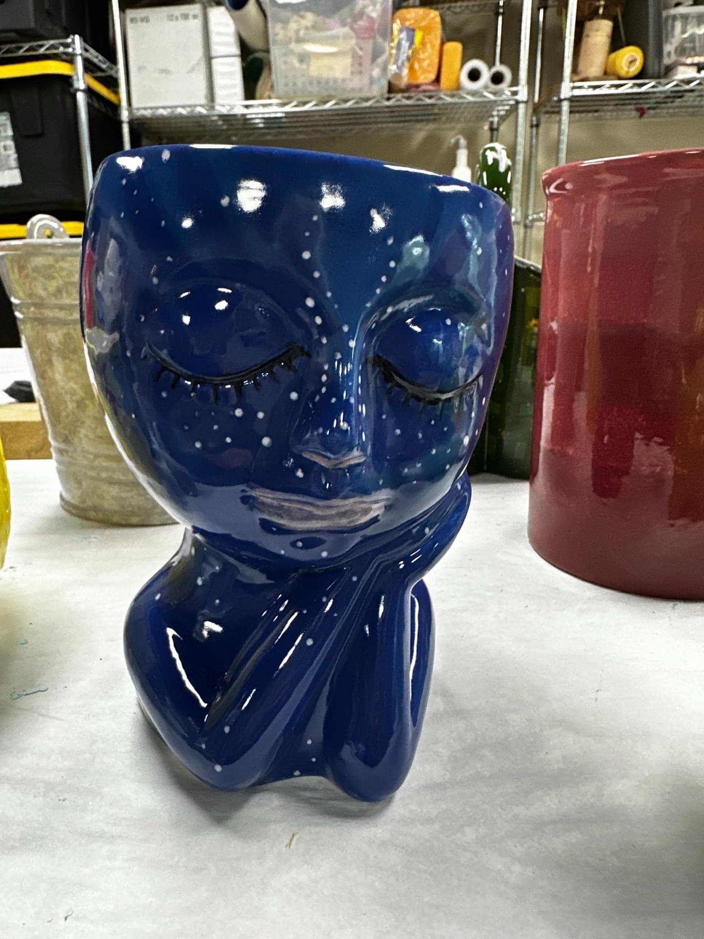 Blue starry face planter